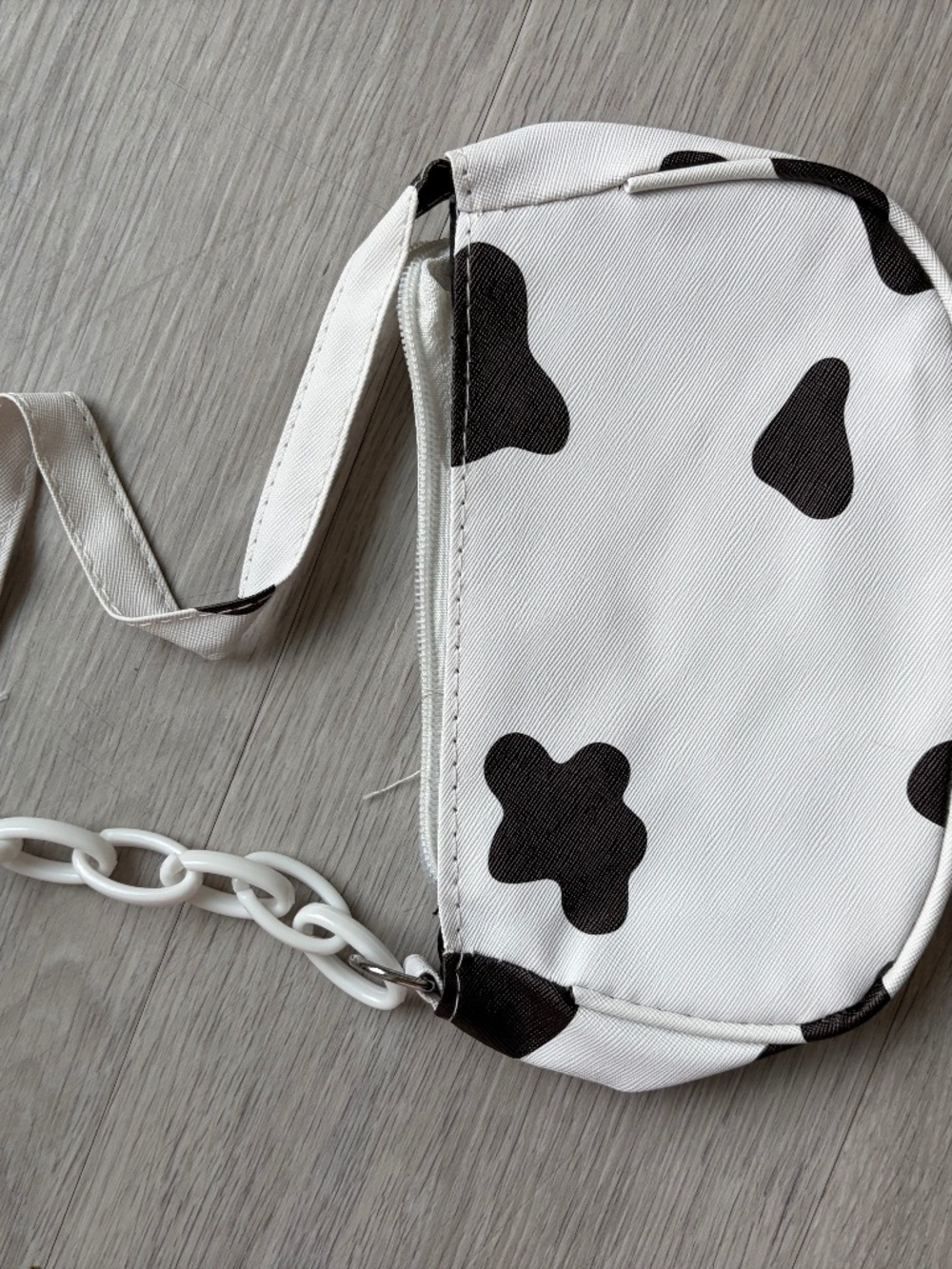 Cow print shoulder bag